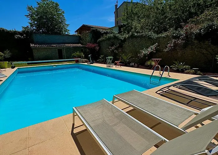 D'hotes Naturiste Les Trois Pins Tourtrol